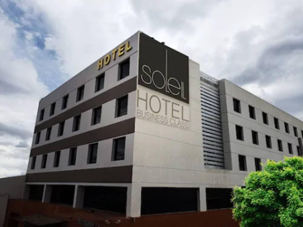 Hotel Soleil Business Class Celaya Celaya  Exterior foto
